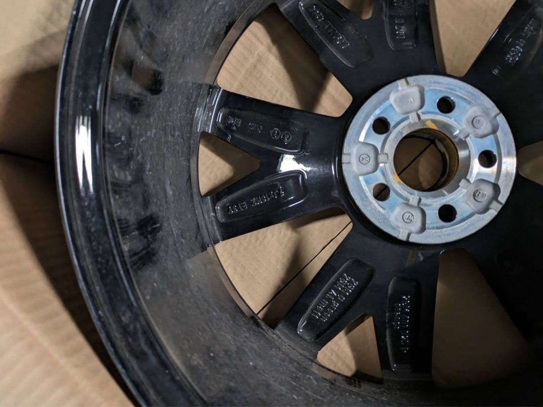 Ｔクロスの純正ホイール