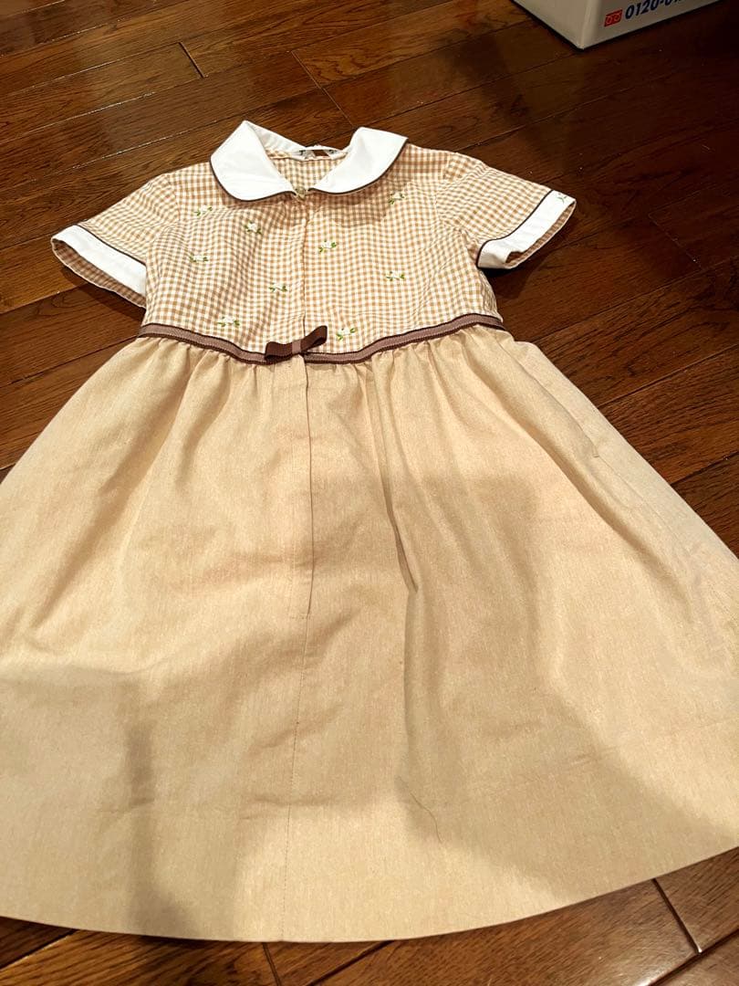 荻窪七里ベージュギンガムチェックワンピース120 七里久美子 お受験　お教室