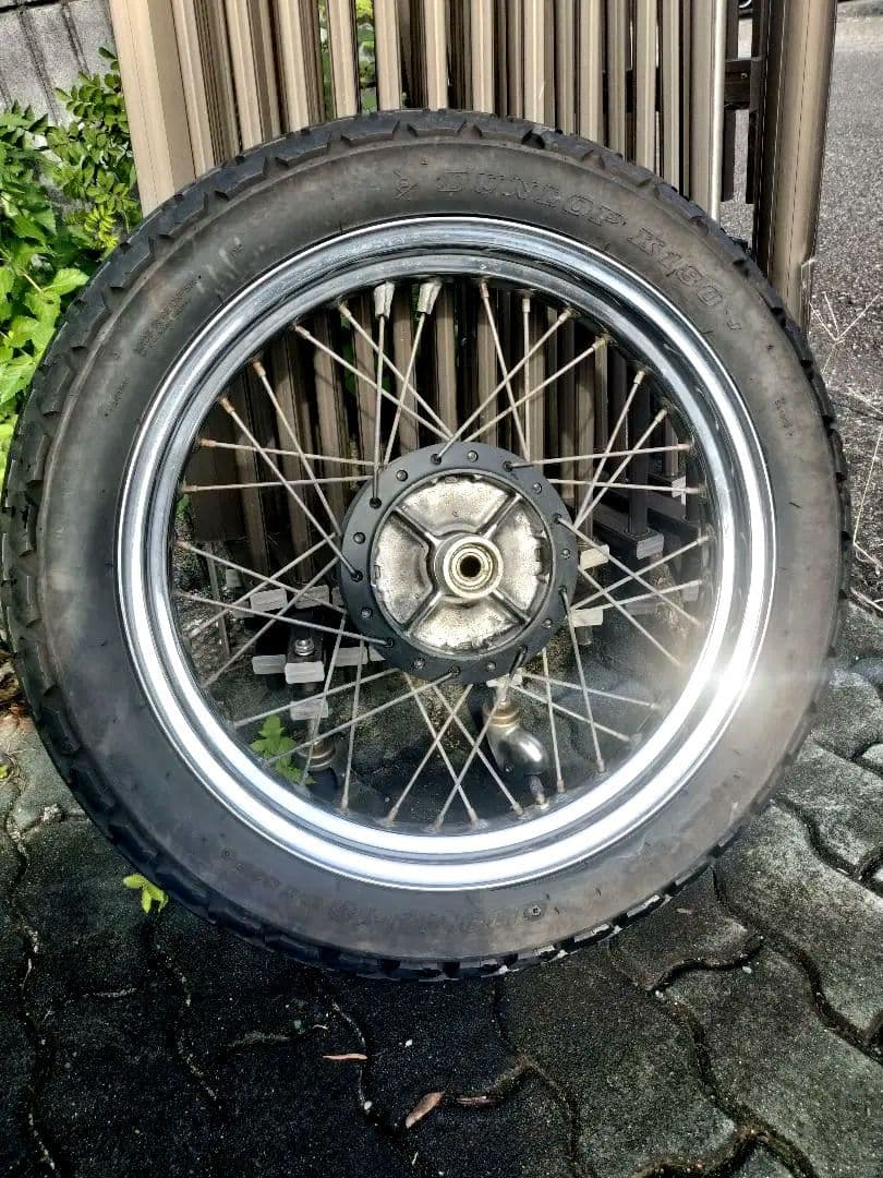 グラストラッカー　スポークホイール タイヤ付き　溝有り