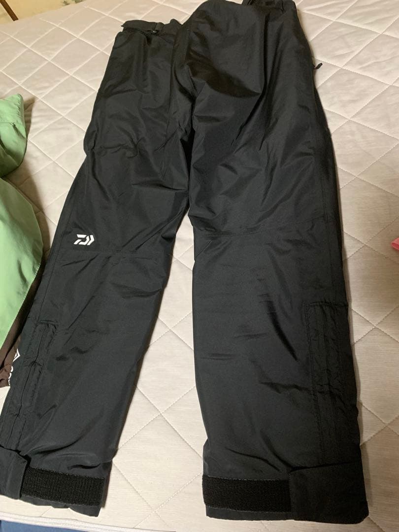 ダイワ　DW-1922 ゴアテックス プロダクト ウィンタースーツ ピーグリーン