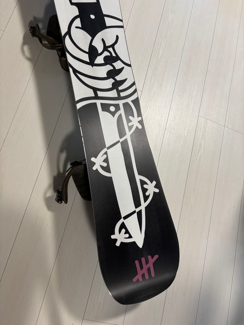 スノーボード　Salomon Assassin 148