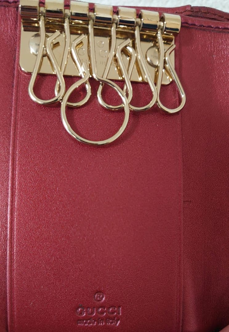 GUCCIシマ ハートシェイプ インターロッキング キーケース ミニ財布 箱付き