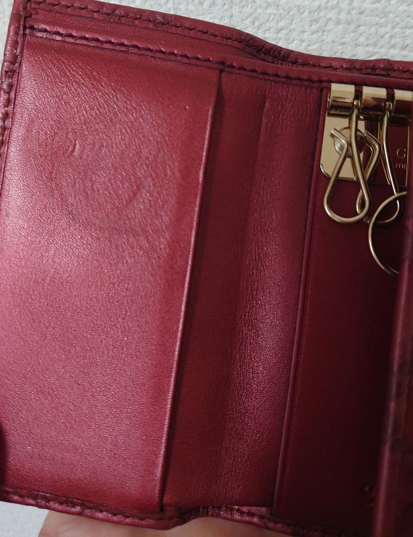 GUCCIシマ ハートシェイプ インターロッキング キーケース ミニ財布 箱付き