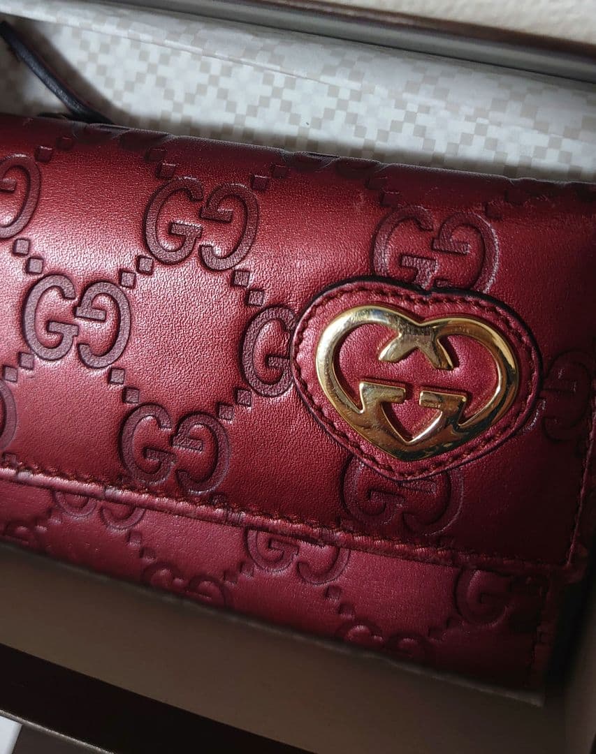 GUCCIシマ ハートシェイプ インターロッキング キーケース ミニ財布 箱付き