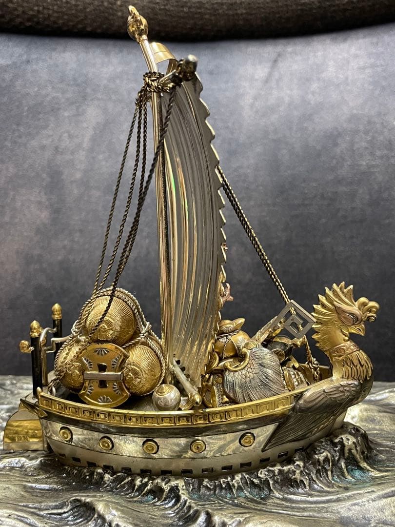 銀製　宝船　金属製船形彫刻