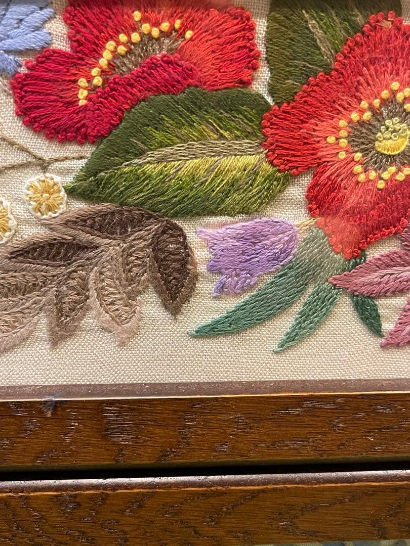 みあ様　刺繍装飾木製チェスト 3段