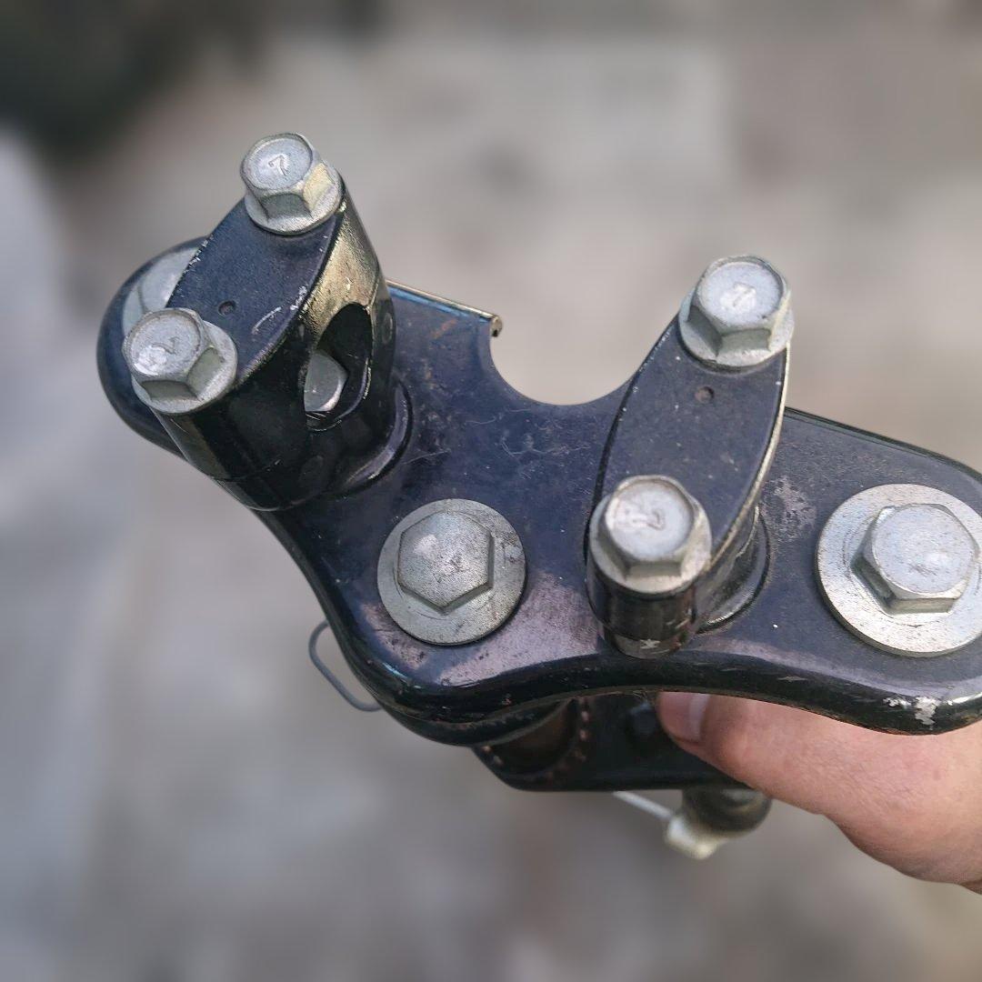 GS50 純正フロントフォークステム トップブリッジ NA41Aバーディーギャグ