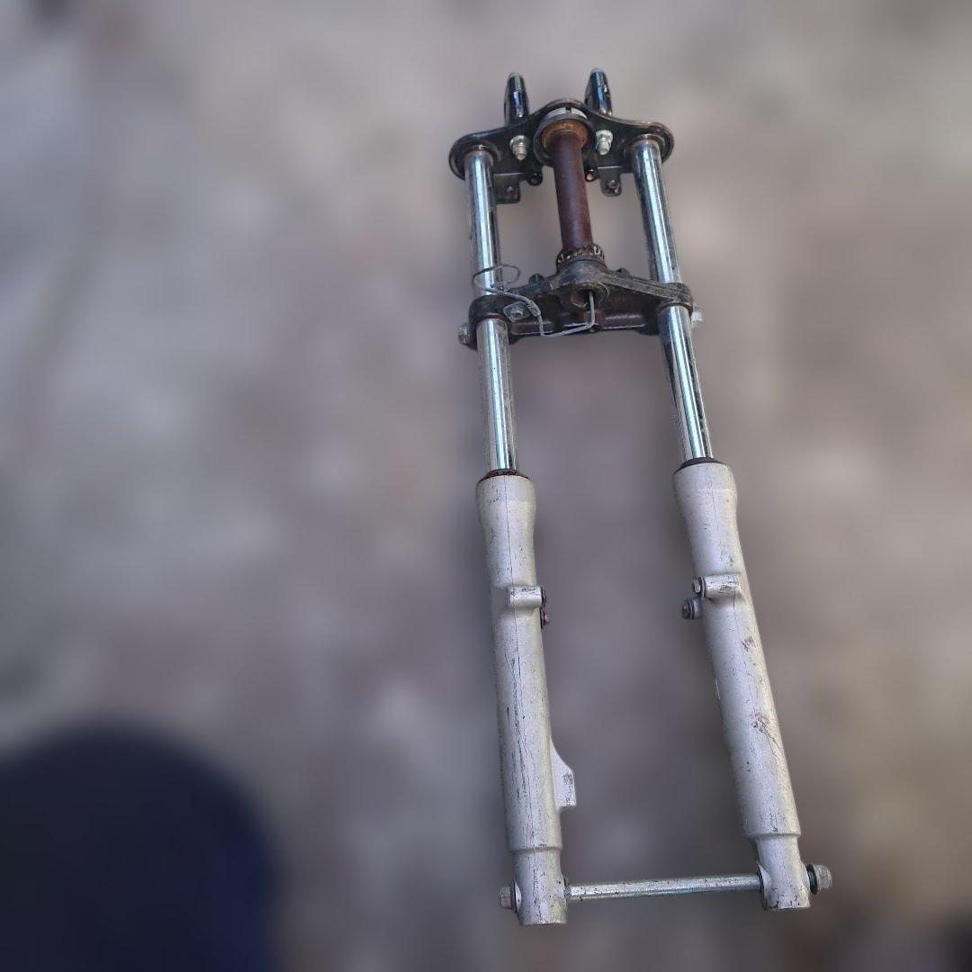 GS50 純正フロントフォークステム トップブリッジ NA41Aバーディーギャグ