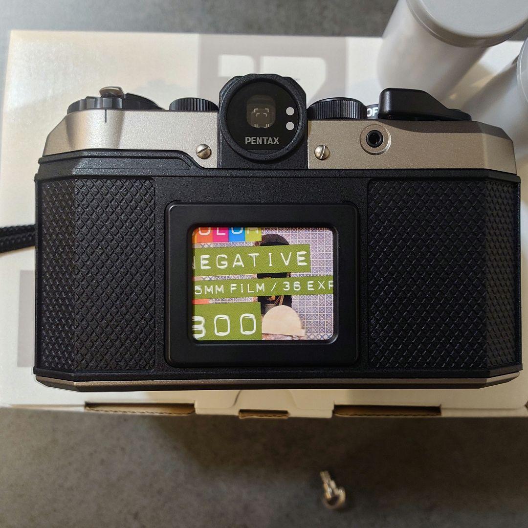 PENTAX 17 ハーフサイズフィルムカメラ