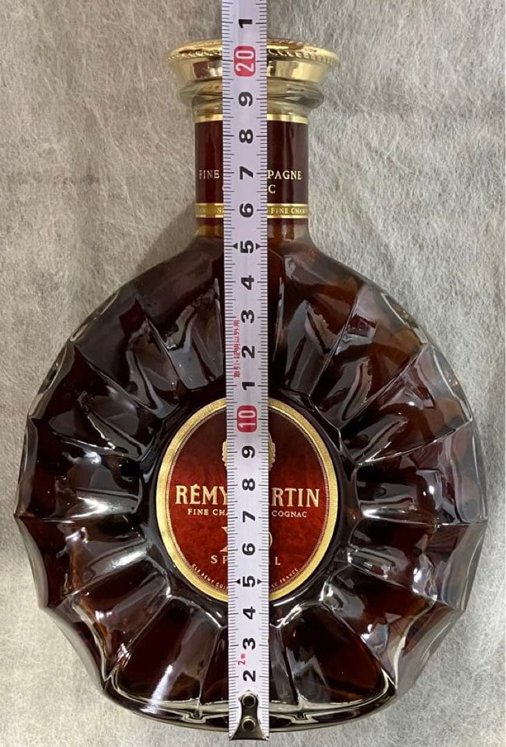 【未開栓】レミーマルタンREMY MARTIN XO SPECIAL 700ml