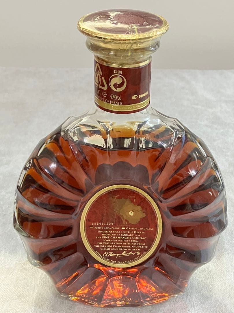 【未開栓】レミーマルタンREMY MARTIN XO SPECIAL 700ml