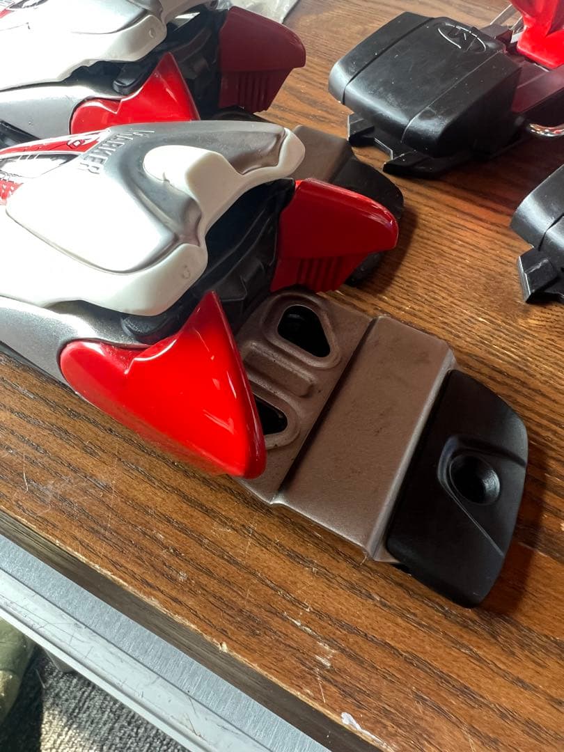 Marker Comp ビンディング レッド/シルバー