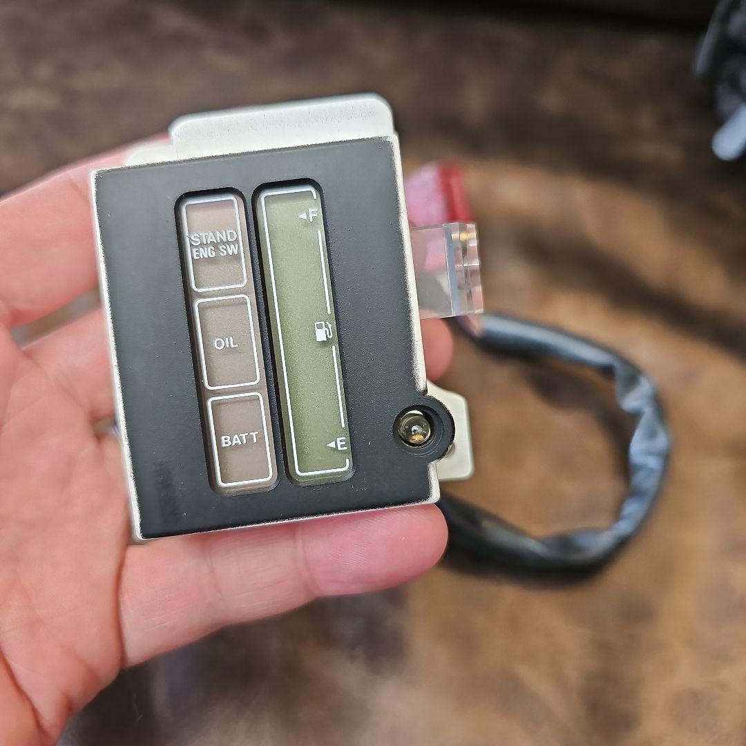 7*1様 Z400GP カワサキ 純正 インジケーター メーター