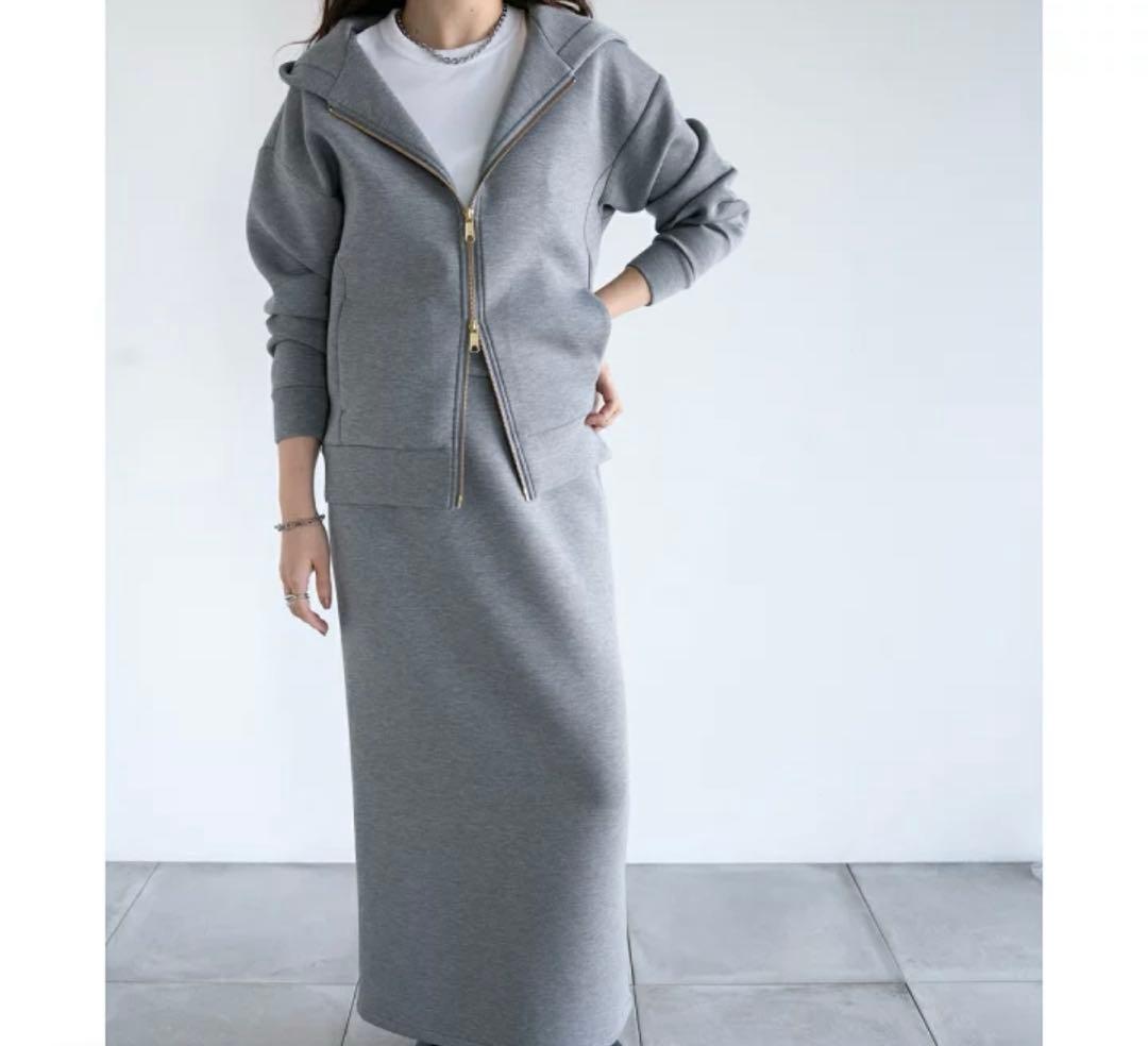 i need more shoes ダンボールニットパーカー