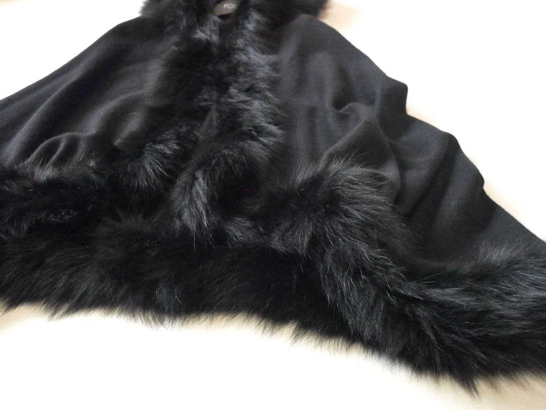 MOGA モガ ブルーFOX ウール×カシミヤ　ポンチョ ショール ブラック