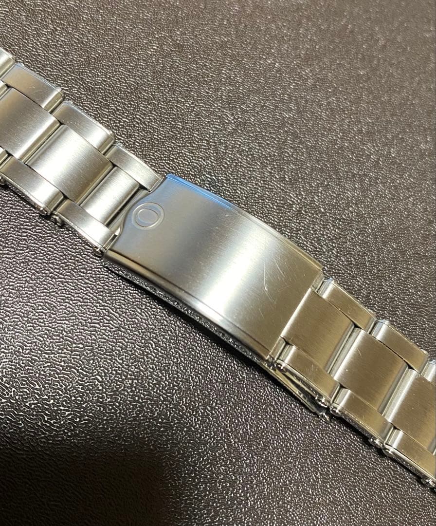 OUTLINE アウトライン　リベットブレス　ラグ幅18mm 20mm 汎用