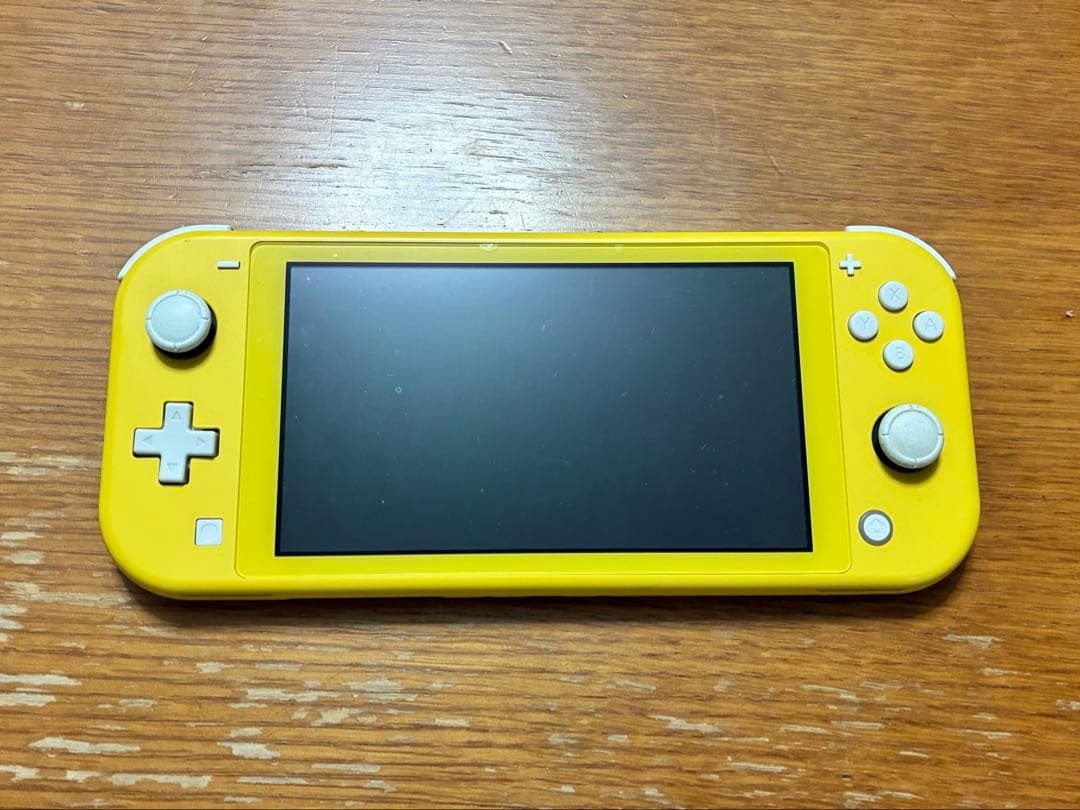 Nintendo Switch Lite イエロー 本体(充電器　SD付き)