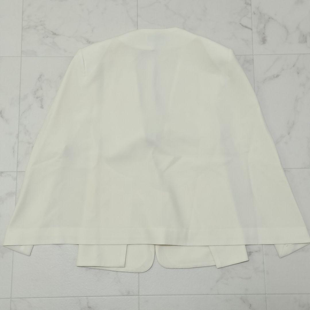 え*ん様 ルルウィルビー　リトルブラックケープジャケット　オフホワイト