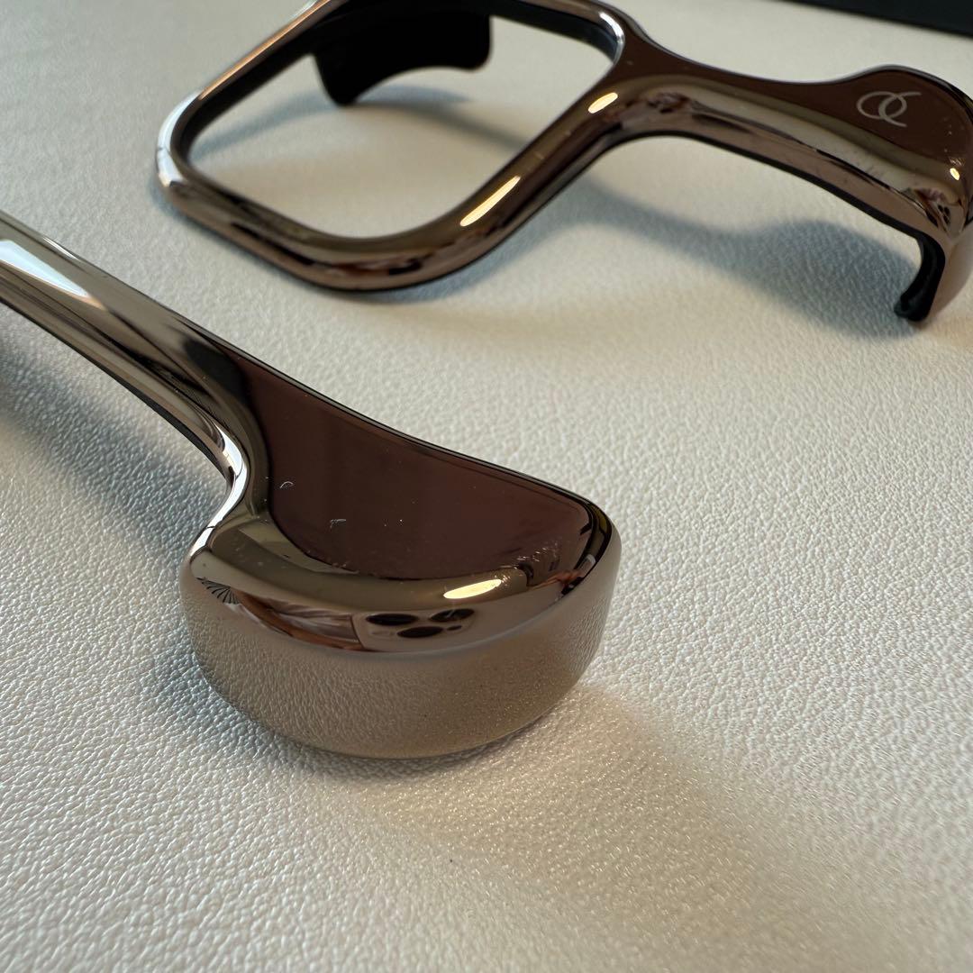 Arc Pulse アルミ・ ローズブロンズ iPhone16Pro Max用