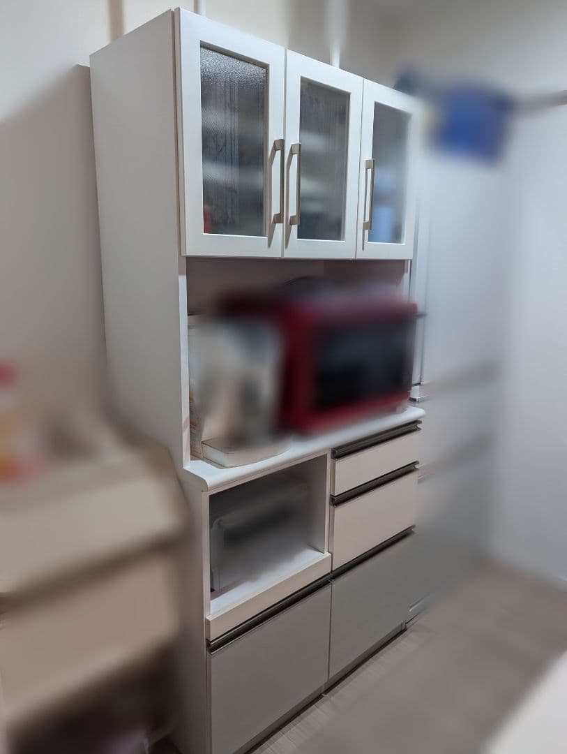 【値下げ中！！】キッチンボード 食器棚 (日本製、大川家具、送料込み)