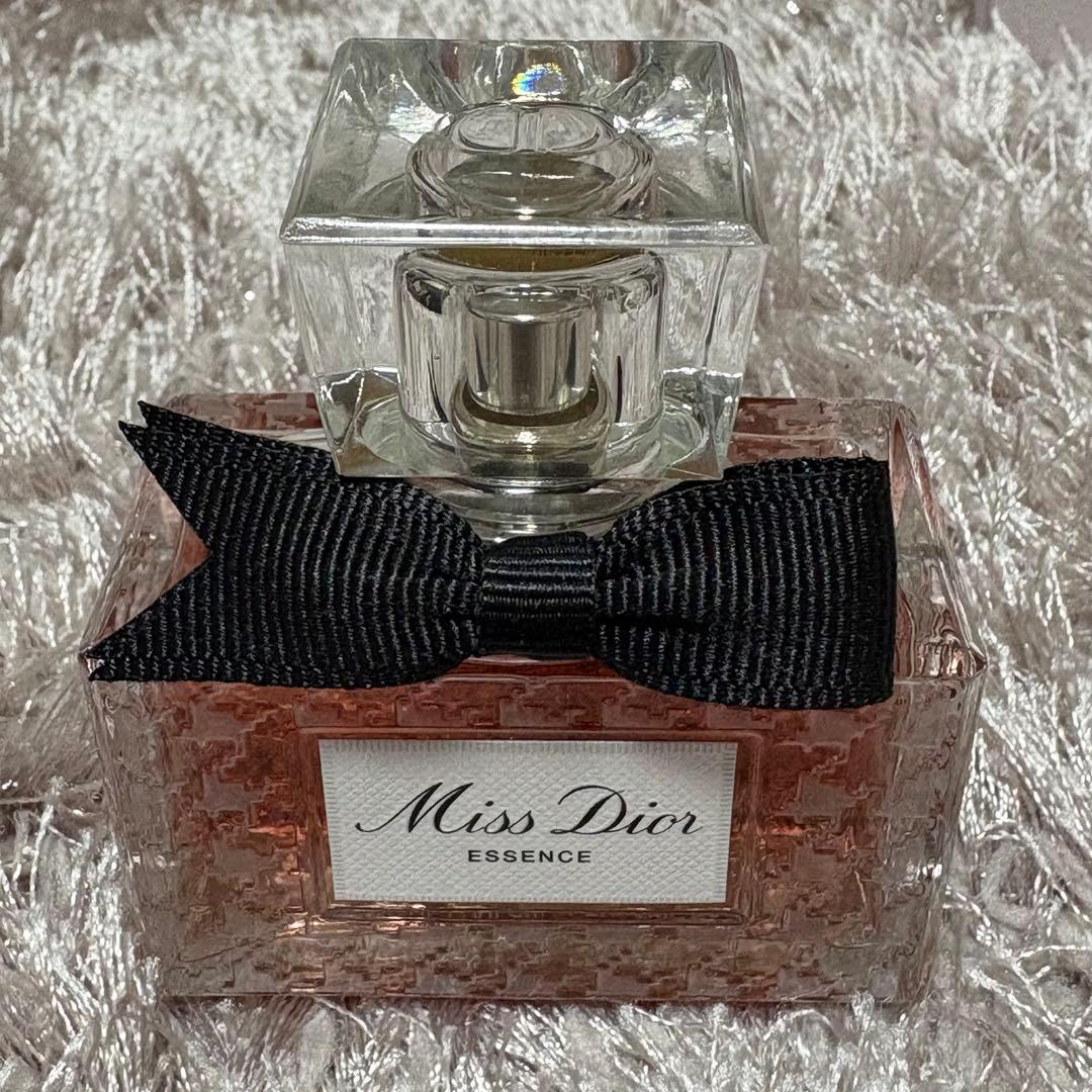 甘*栗様 新品 ミスディオールエッセンス 35ml