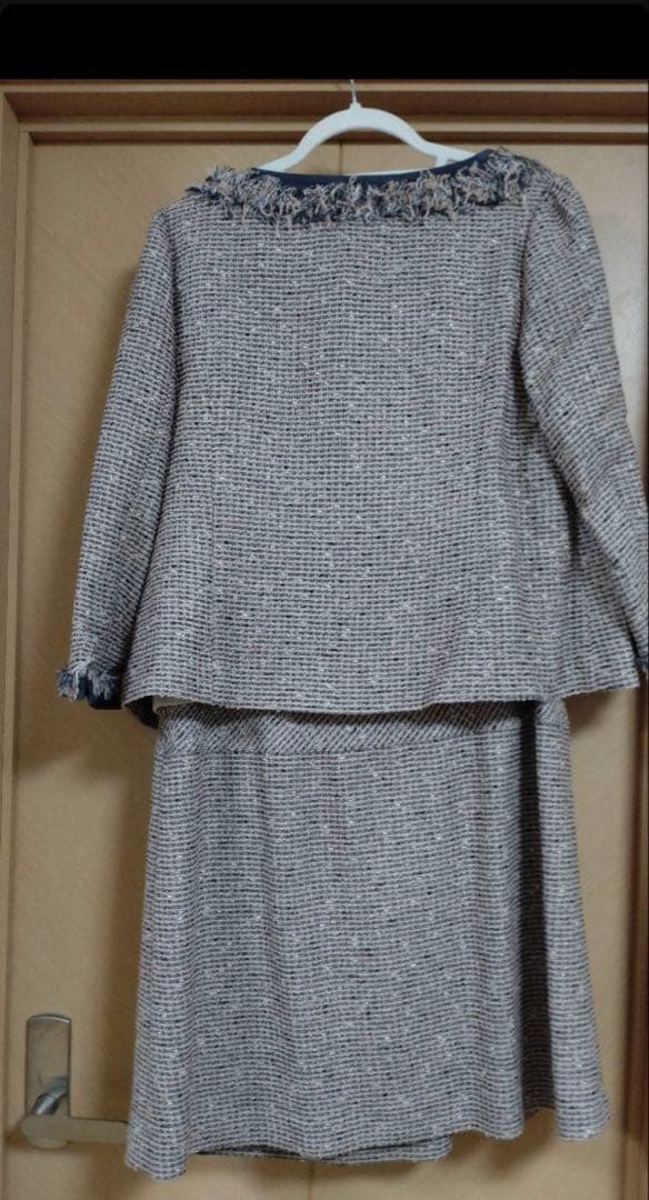 【大きいサイズ】ローズティアラ46　スーツ　セットアップ