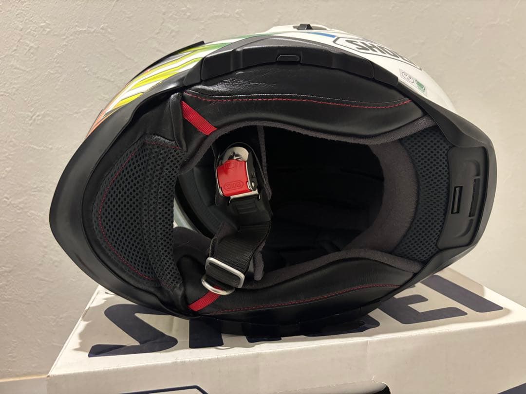 SHOEI フルフェイスヘルメット カラフル