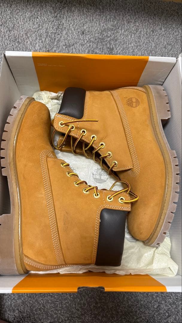 Timberland ブラウンブーツ サイズ9 箱付き（27.5〜28.5相当）