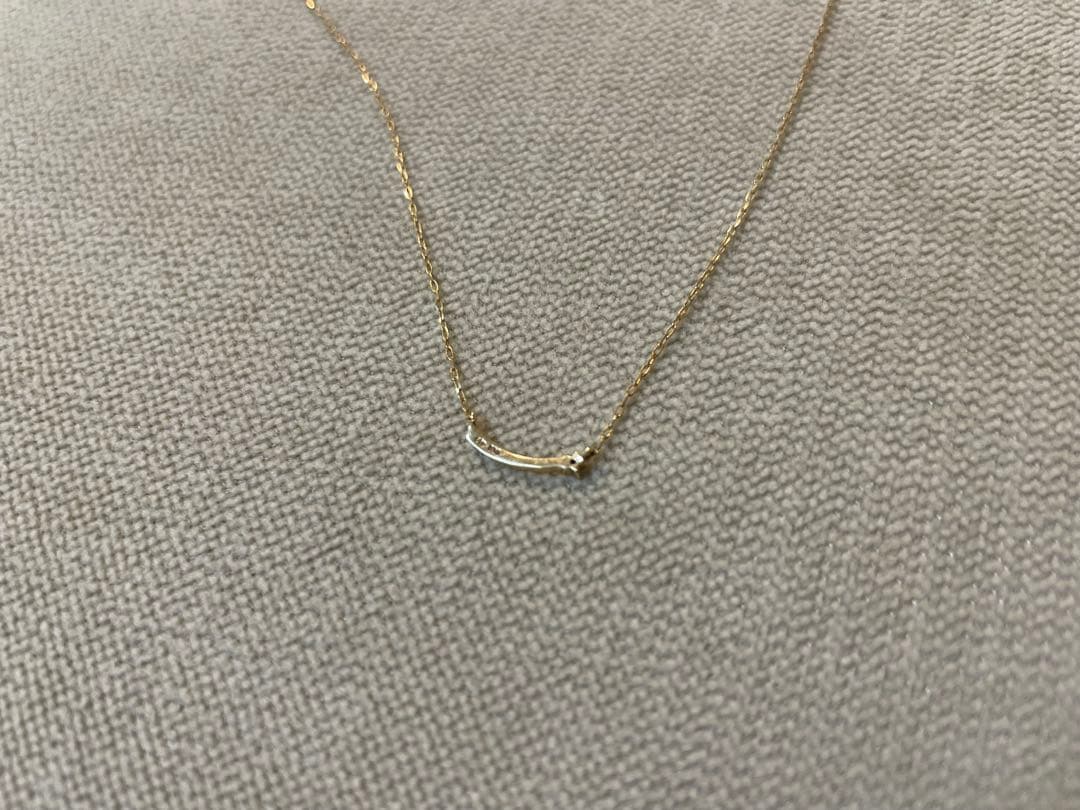 ete ゴールド シンプルカーブネックレス