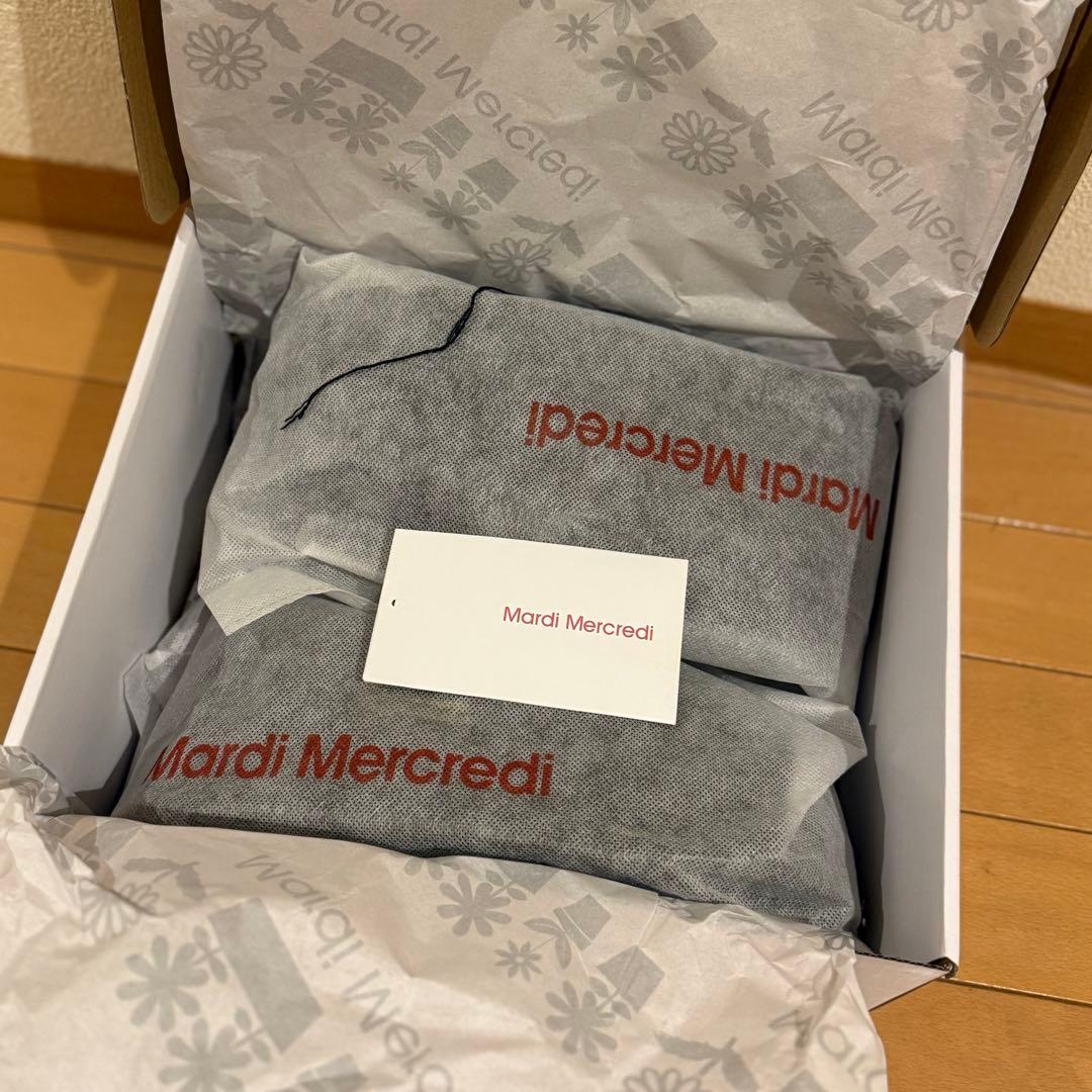 Mardi Mercredi（マルディメクルディ）スリッポン25.0cm