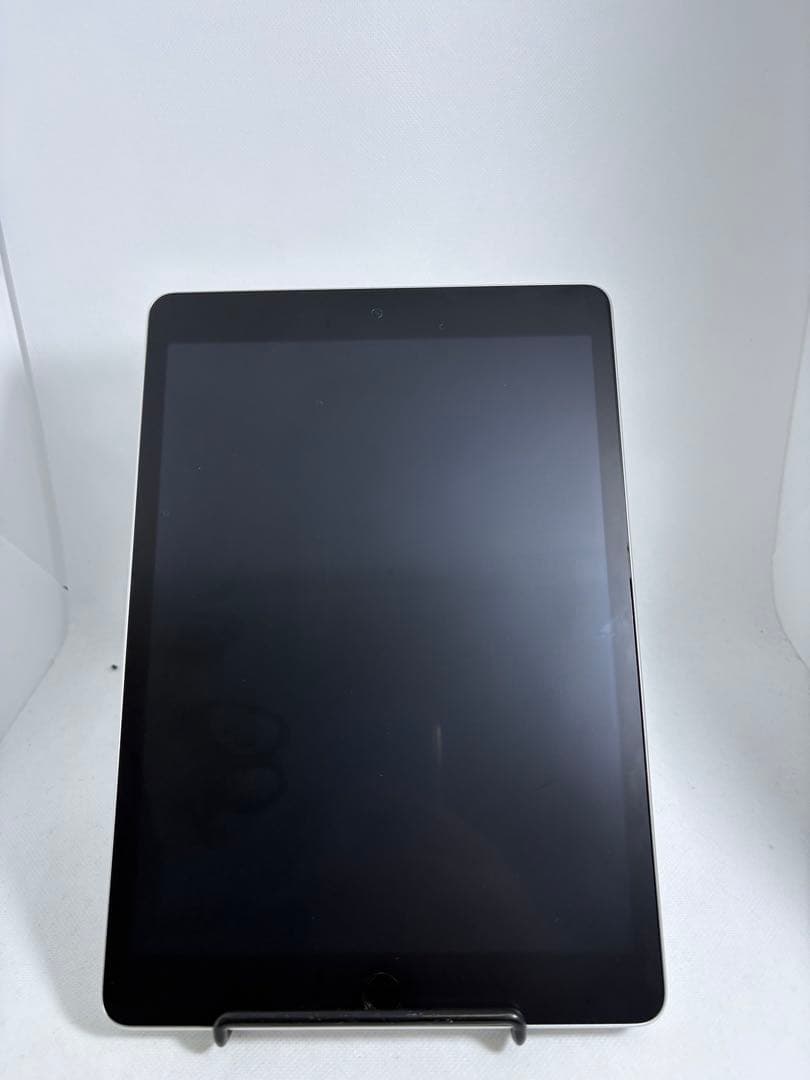 【超美品】Apple iPad 第9世代 64GB Wi-Fiモデル シルバー