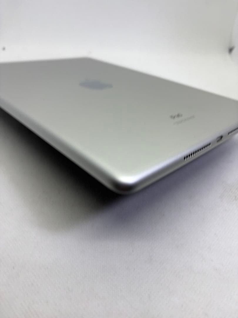 【超美品】Apple iPad 第9世代 64GB Wi-Fiモデル シルバー