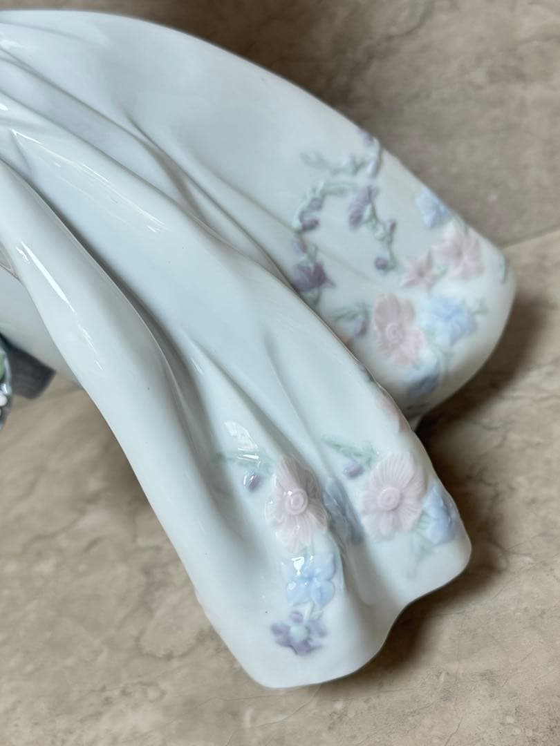 現行品 リヤドロ フィギュリン フラワーガーデン 少女