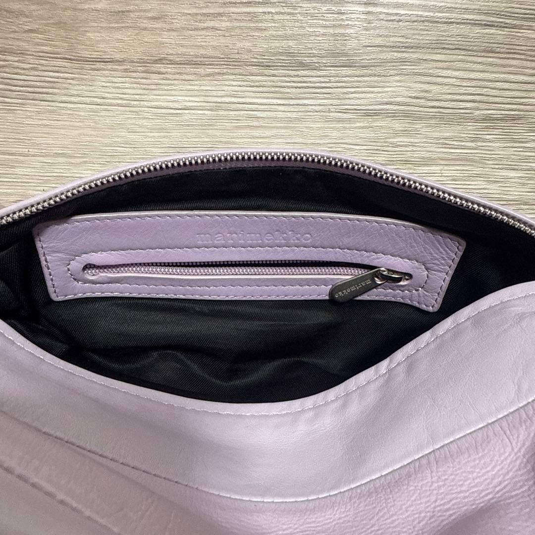 値下【marimekko】　KARLA 薄紫 レザー ショルダーバッグ