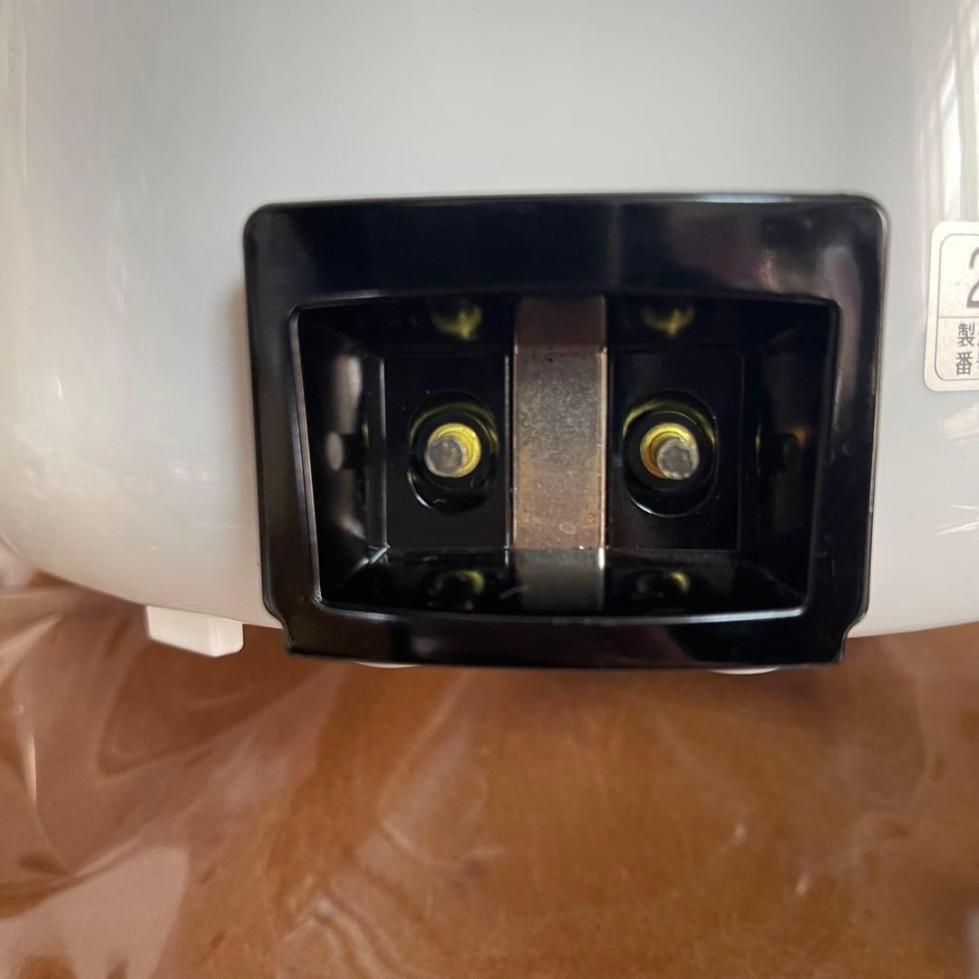 開梱展示品 22年製造 加湿器 スチーム式 3.0L EE-RR50-WA