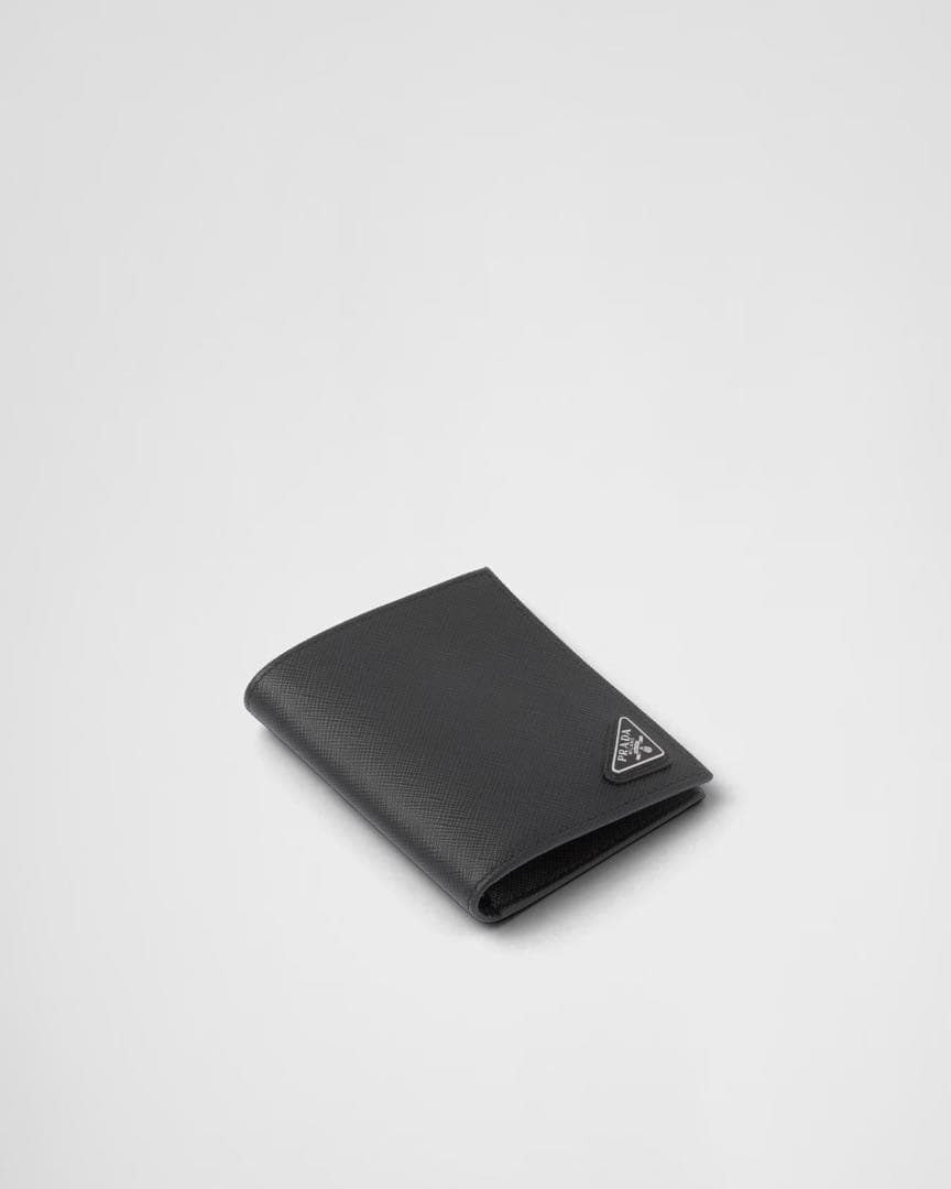 PRADA サフィアーノトライアングル 財布