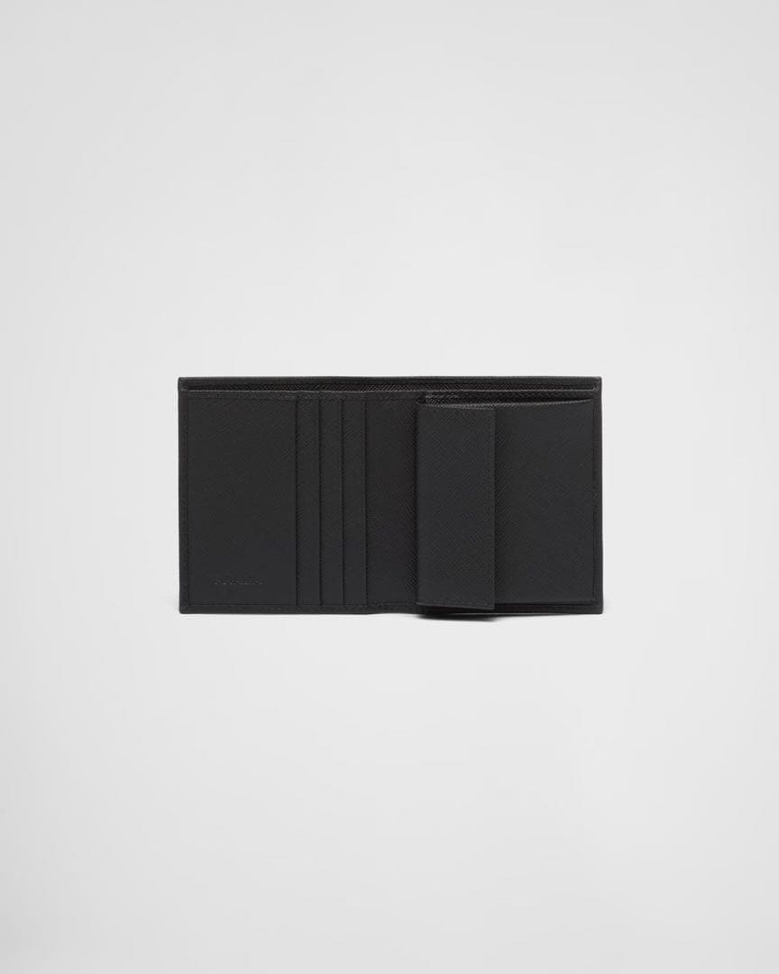 PRADA サフィアーノトライアングル 財布