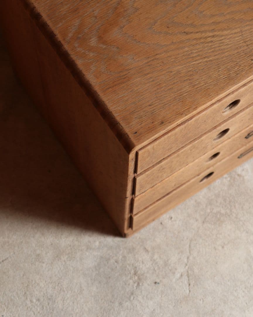 最終お値下げ　楢(ナラ)の4杯小引き出し　古道具 古家具 ドロワー アンティーク
