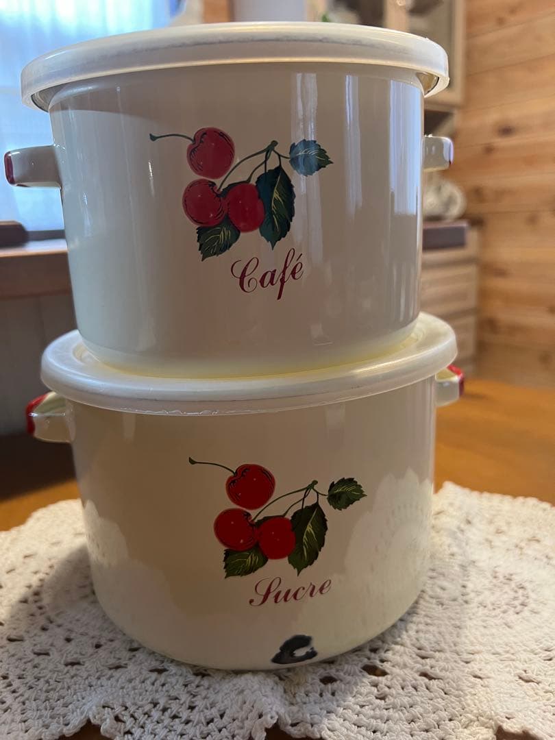 さくぱるさん専用チェリー柄ホーロー♪保存容器2個セット♪マニー風⭐︎倉敷意匠計画室