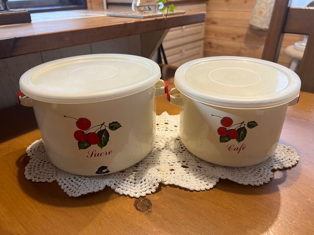さくぱるさん専用チェリー柄ホーロー♪保存容器2個セット♪マニー風⭐︎倉敷意匠計画室