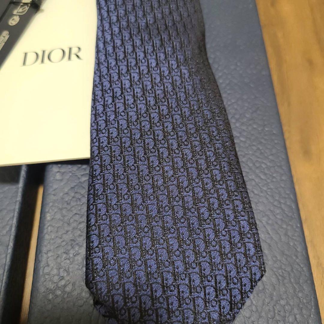 Dior ネイビー ロゴパターン シルクネクタイ
