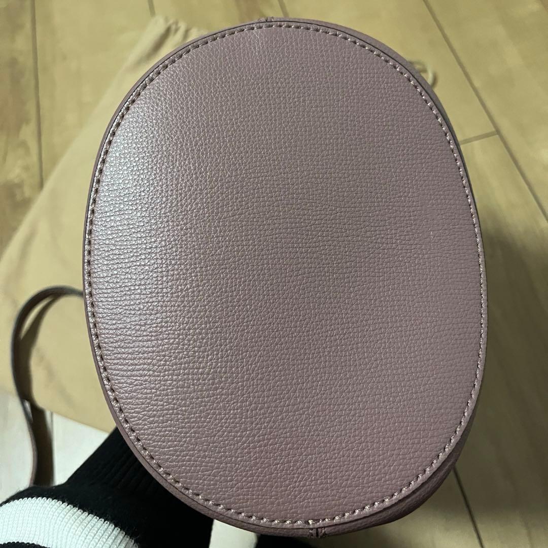 バーバリー　BURBERRY パープル　レザーショルダーバッグ
