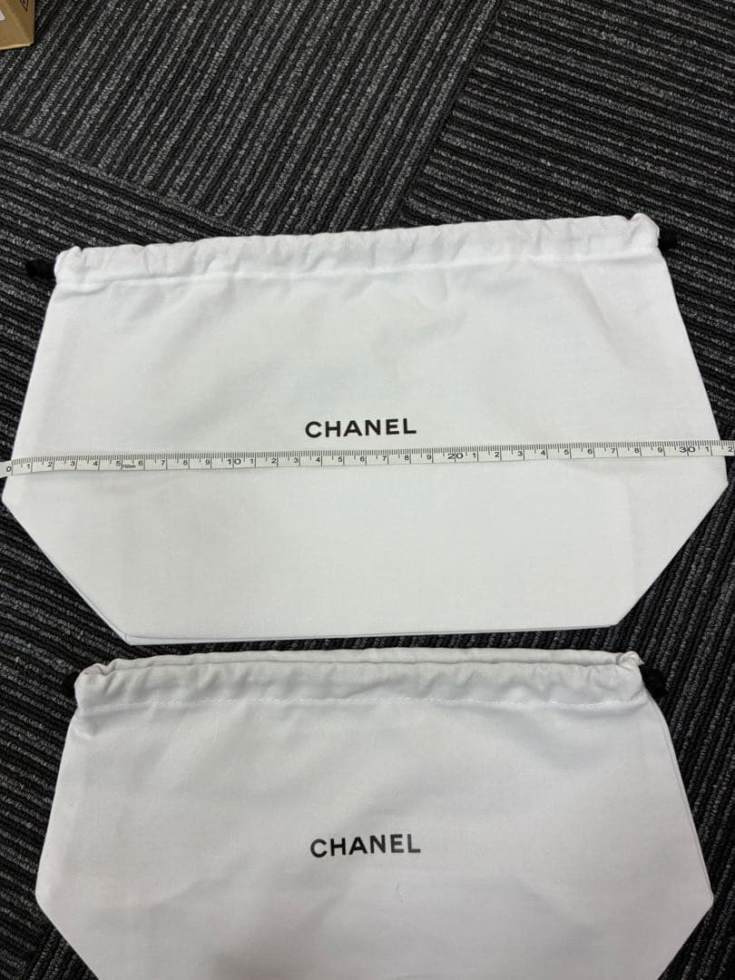 neko　シャネル　ポーチ　巾着　ノベルティ　小サイズ