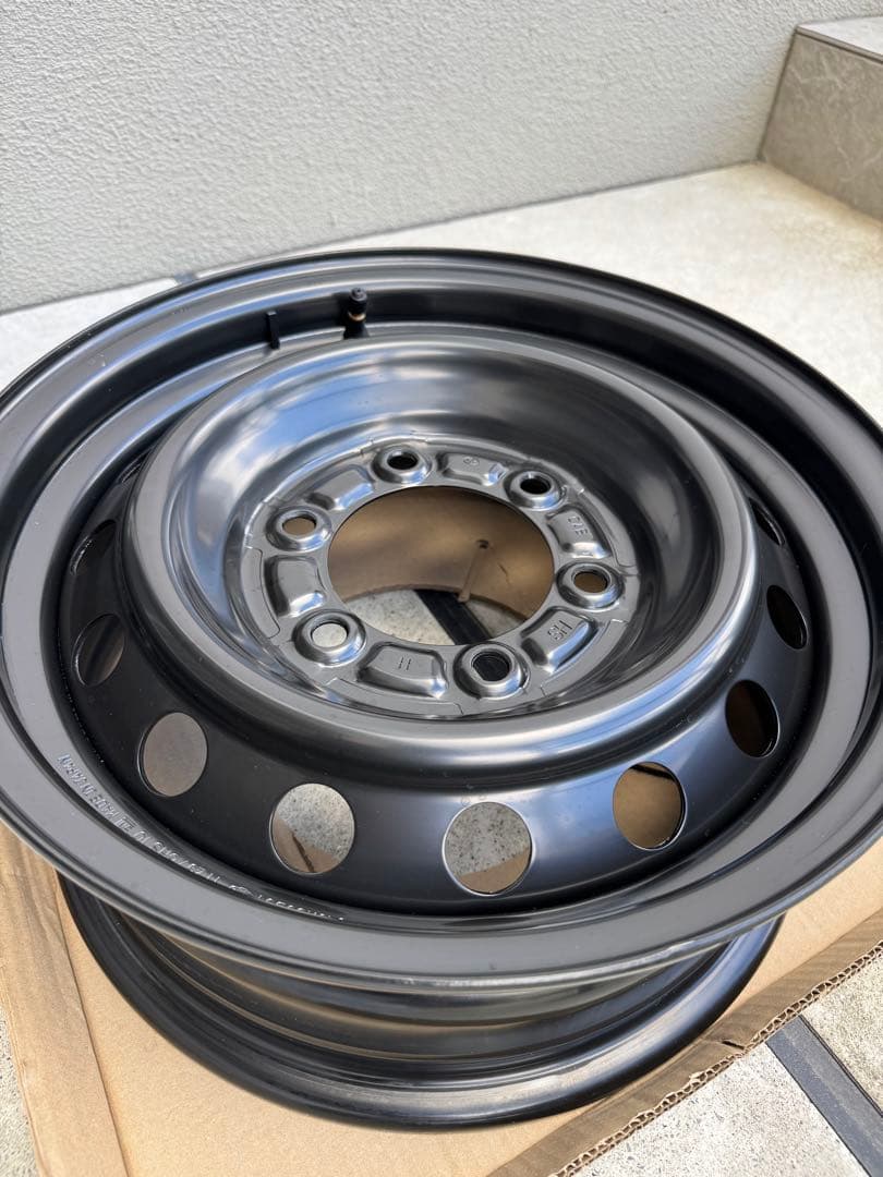 新品ハイエース純正15インチ ホイール ホイールキャップ