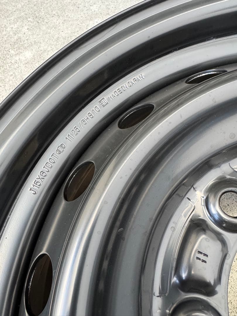 新品ハイエース純正15インチ ホイール ホイールキャップ