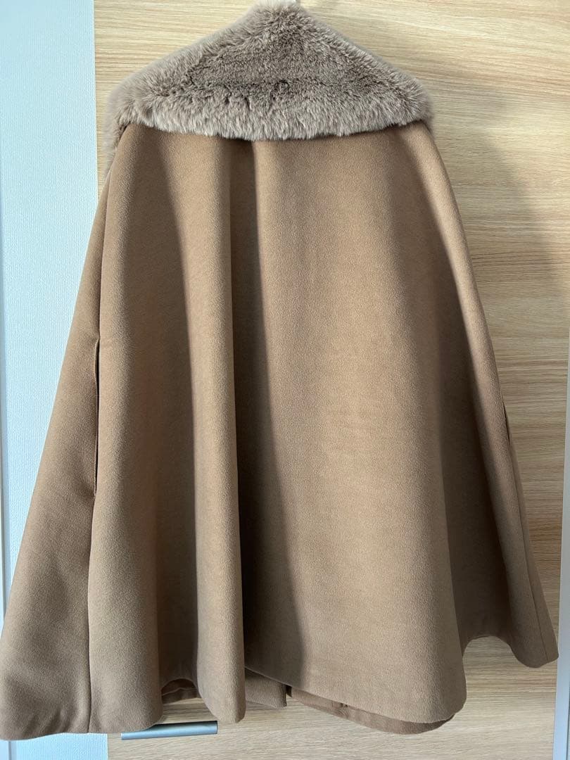 バースデーバッシュ 襟付き ケープ コート ポンチョ ファー 2WAY マント