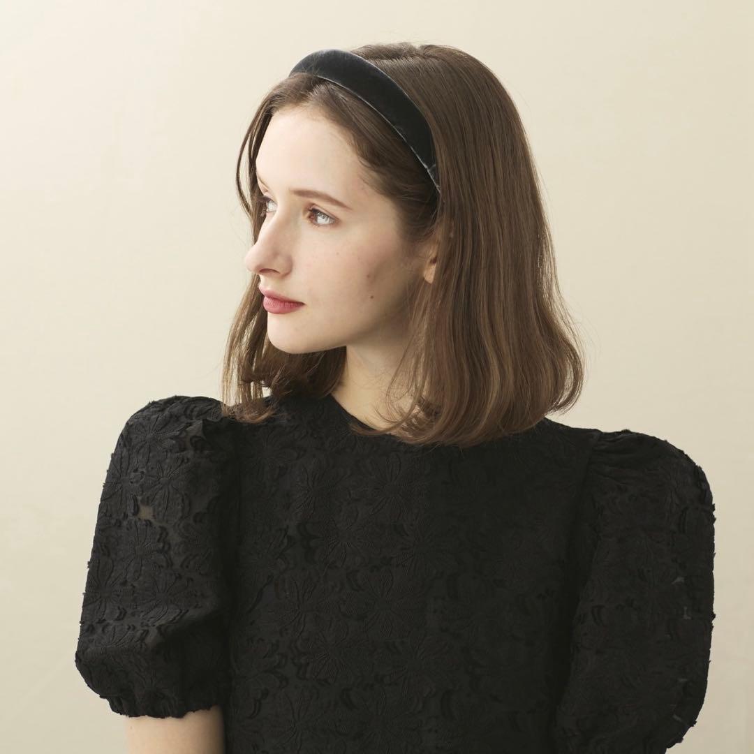 アレクサンドルドゥパリ☆ ベロアカチューシャ　2.5 cm／ブラック／2.6万円