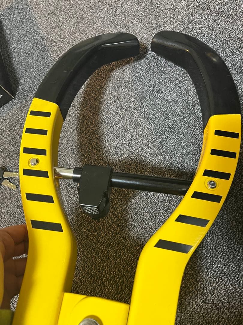 ＊専用　ホーネット　タイヤロック　LT51Y