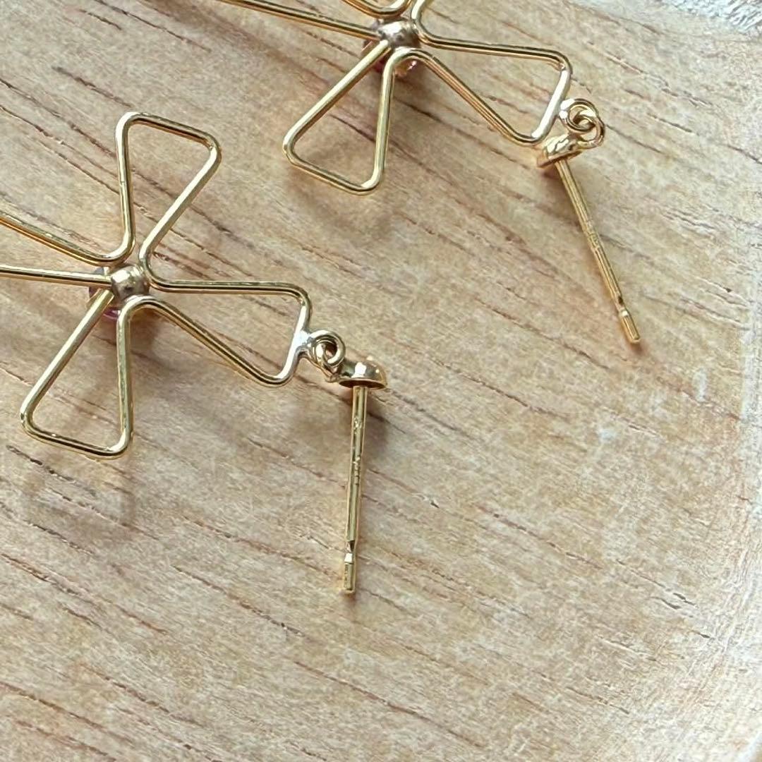 K18 ゴールド クロスデザイン ピアス（ピンク石付き）