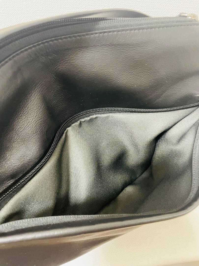 ear PAPILLONNER 2WAYレザーショルダーバッグ